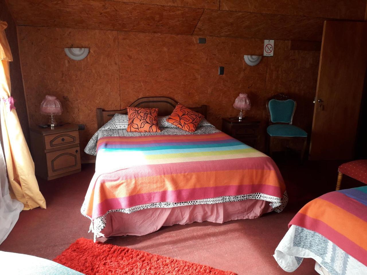 Hostal Y Cabanas Peumayen Puerto Guadal Exteriör bild