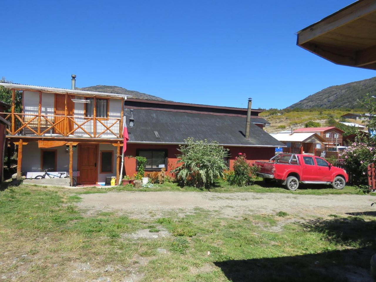 Hostal Y Cabanas Peumayen Puerto Guadal Exteriör bild